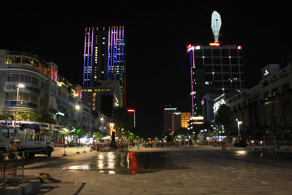 Hình ảnh đường phố Sài Gòn về đêm tuyệt đẹp