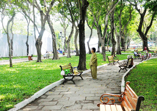 Hình ảnh công viên Sài Gòn sáng sớm