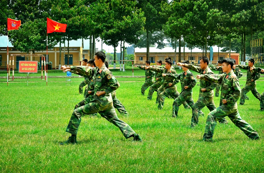 Hình ảnh đẹp về huấn luyện quân sự