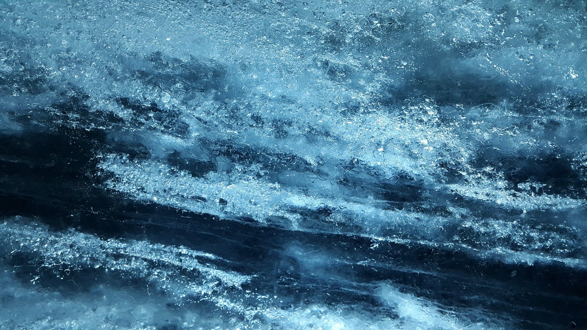 Dark blue water wallpaper
